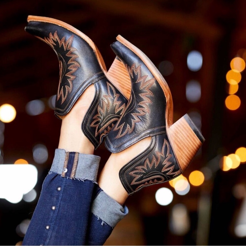 Ariat Black and Brown Ankle Boots